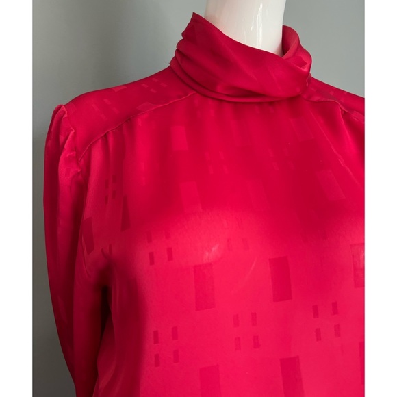 Vintage Avon fashions : red polyester blouse - Picture 3 of 14